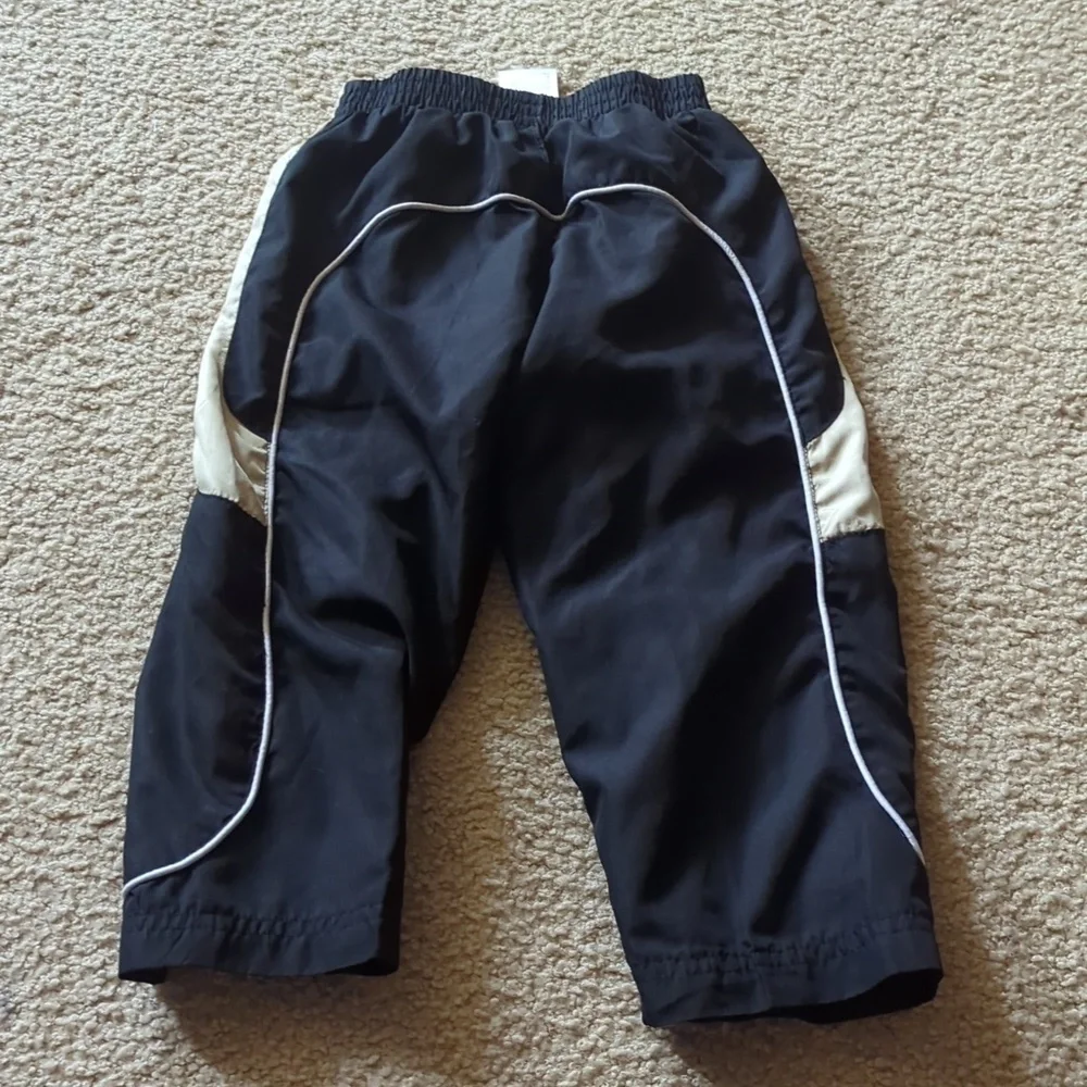 NHL Pittsburgh Penguins Hockey Black & Gold Lined Athletic Pants Size 2T